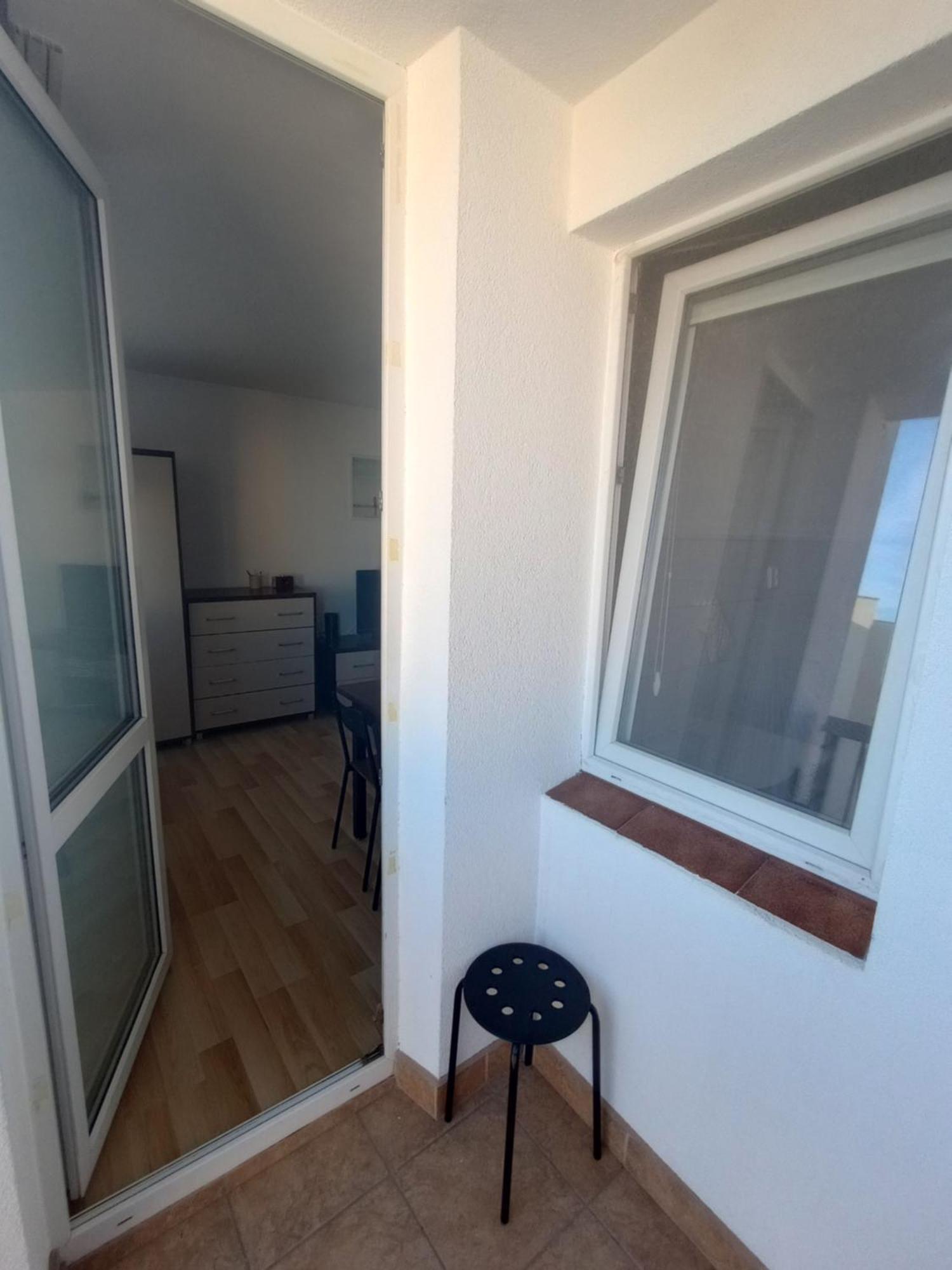 Saska Kepa! 3 Pokojowy Prywatny Apartament, Bezplatny Parking, Wifi, Centrum I Stadion 15min - Self Check In Appartement Warschau