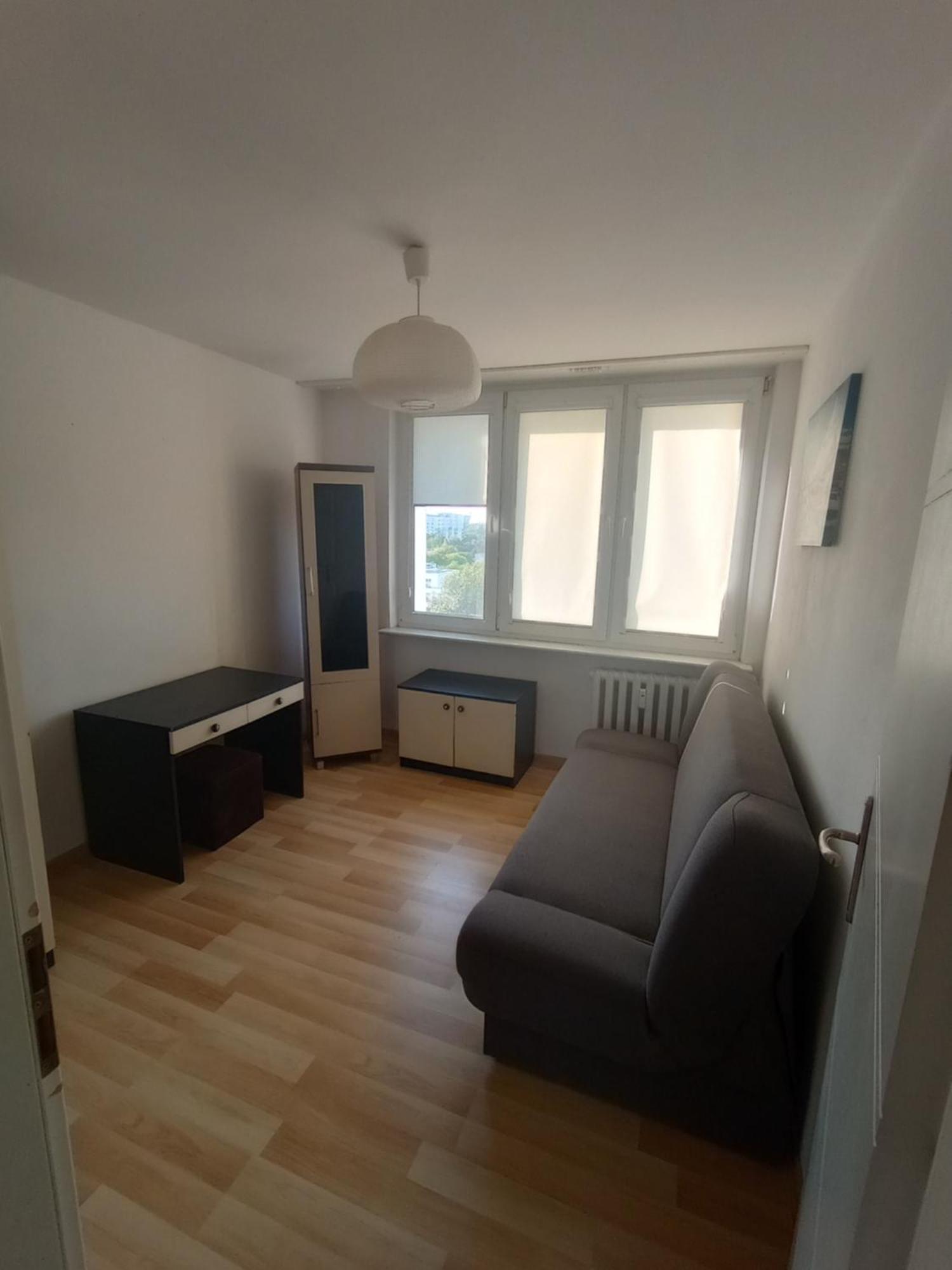 Saska Kepa! 3 Pokojowy Prywatny Apartament, Bezplatny Parking, Wifi, Centrum I Stadion 15min - Self Check In * Warschau