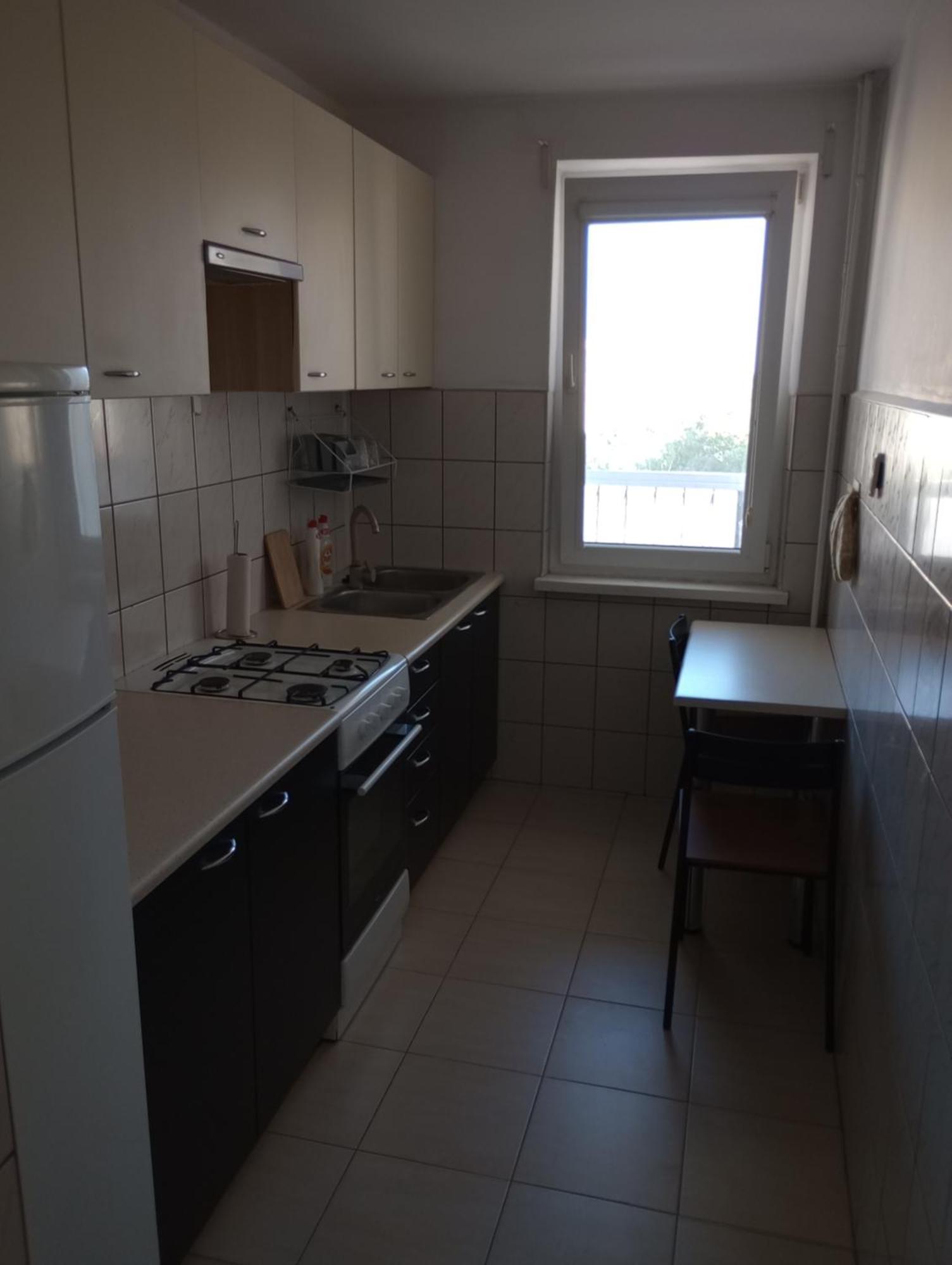 Saska Kepa! 3 Pokojowy Prywatny Apartament, Bezplatny Parking, Wifi, Centrum I Stadion 15min - Self Check In * Warschau