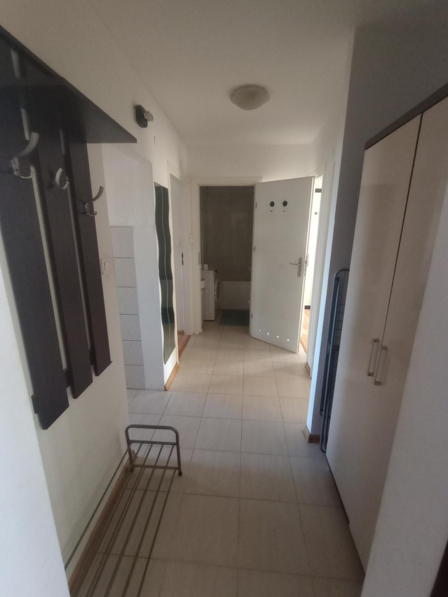 Appartement Saska Kepa! 3 Pokojowy Prywatny Apartament, Bezplatny Parking, Wifi, Centrum I Stadion 15min - Self Check In Warschau
